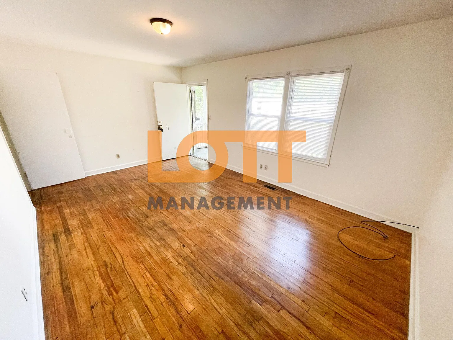 3 bed, 1030 sqft, $1,225 — Photo 4
