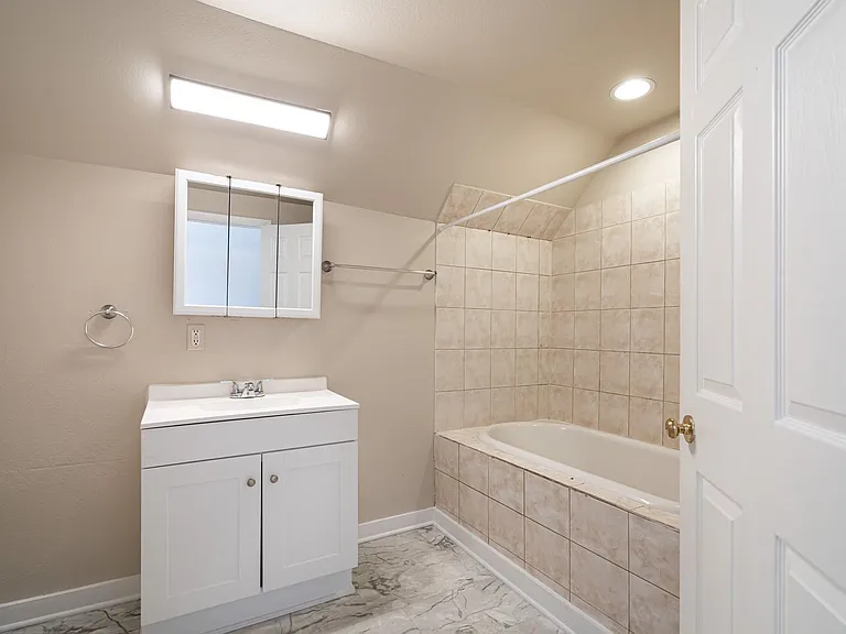 3315 N Holton St — Photo 19