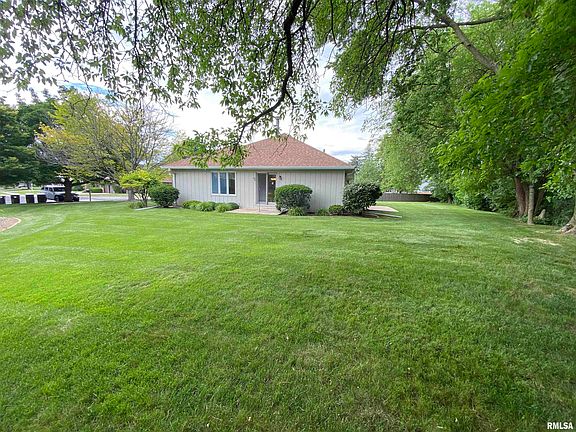 4th image of 101 W Northaven Ct