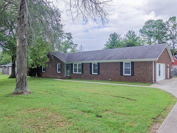 2nd image of 157 Hickory Hills Dr