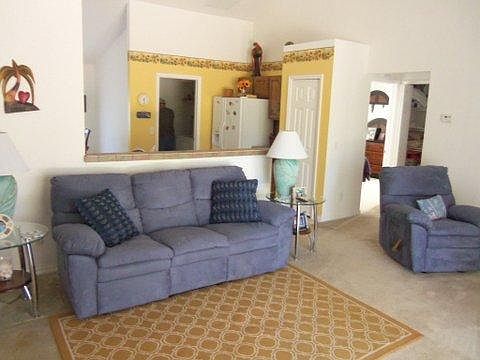 4th image of 1044 Maxwell Ave S