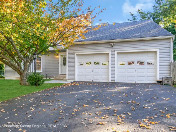 80 Scott Drive, Bayville, NJ 08721