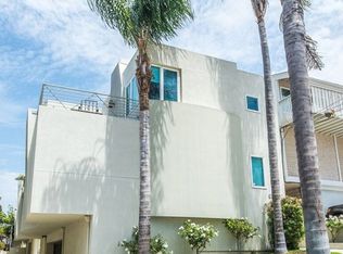 937 1st St #A, Hermosa Beach, CA 90254