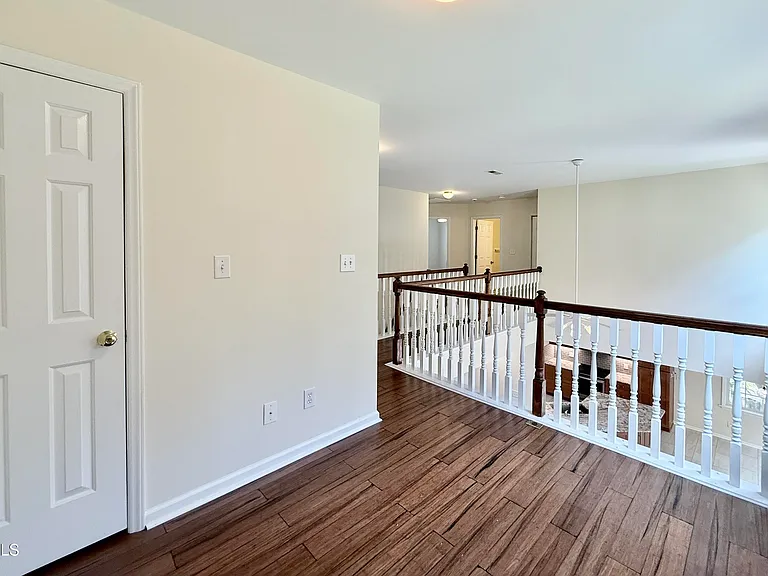 2729 E Shoreham St — Photo 29