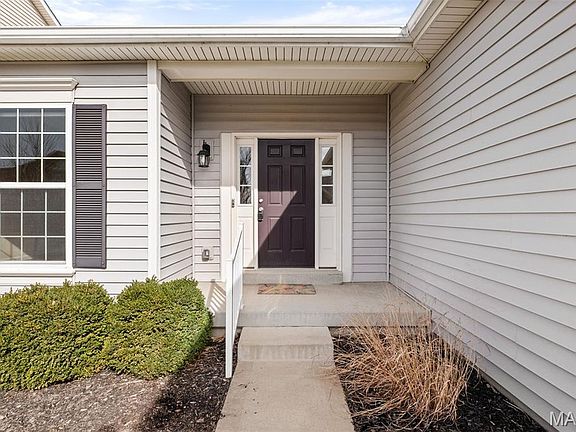 5th image of 1560 Willowbrooke Manors Ct