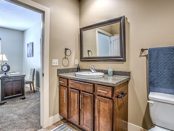 4th image of 19009 Marcy St #2B-2BA-1200SQFT
