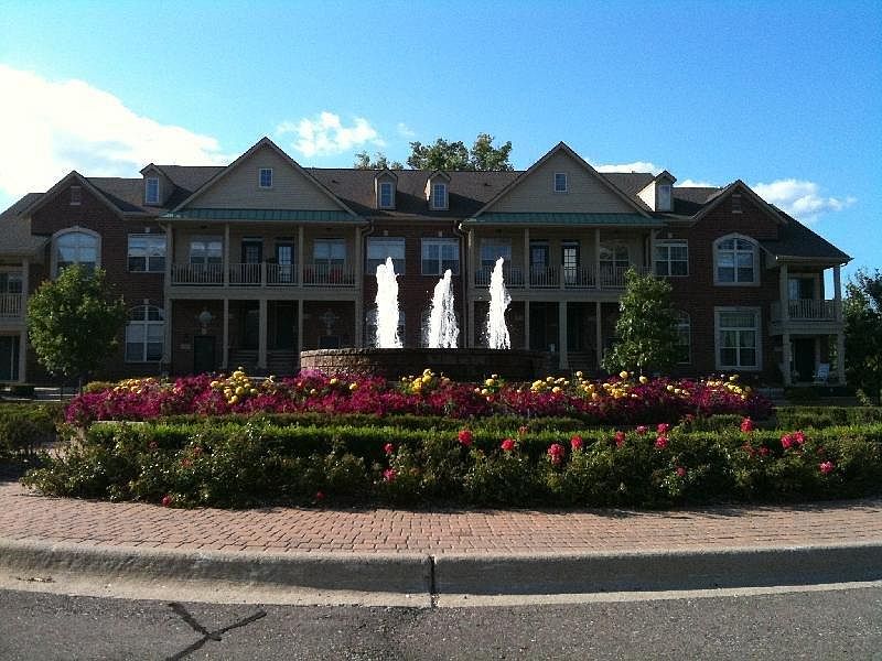 1st image of 410 Old Pine Way