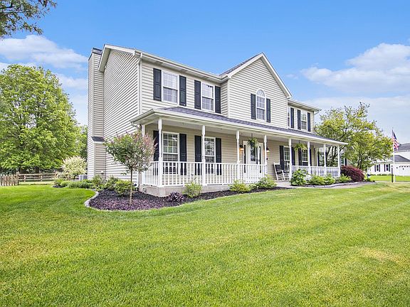 3rd image of 51178 Ashley Dr