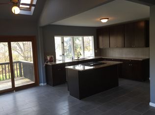 3805 Gladstone Ave, Riverside, IL 60546