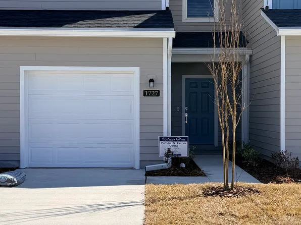 1727 Garden Grove Ct, Jacksonville, FL 32211