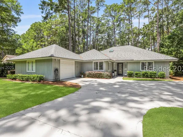 18 Brown Thrasher Rd, Hilton Head, SC 29926