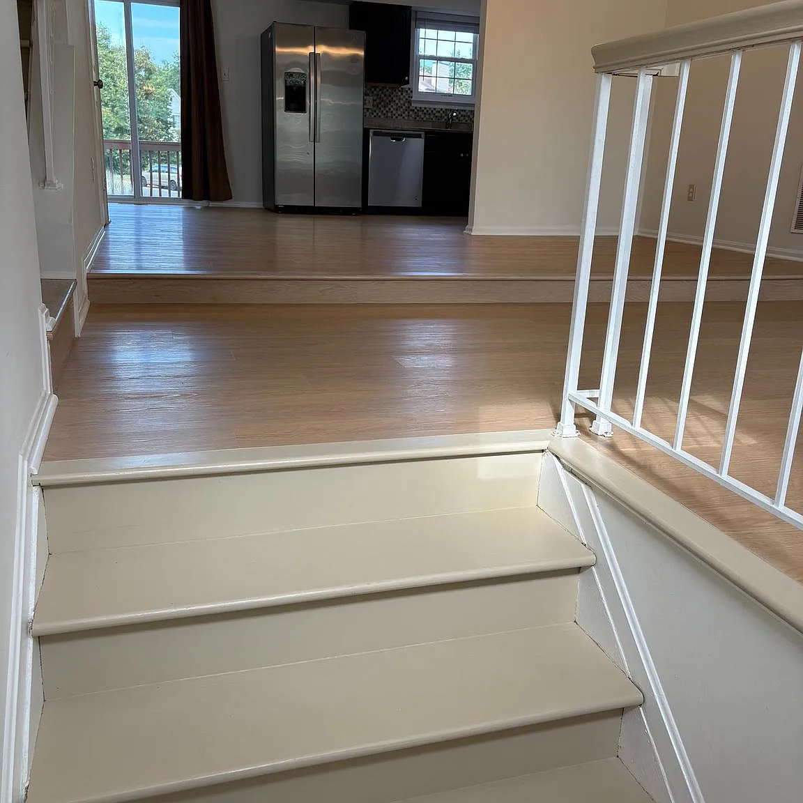 4 bed, 3.5 bath, 2453 sqft, $3,000 — Photo 2