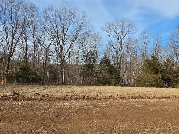 1970 Tanglefoot Farms Rd, Festus, MO 63028