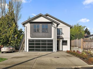 4240 Springridge Cres, Saanich, BC V8Z 4Y5