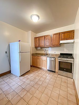4th image of 64 W 108th St APT 3D