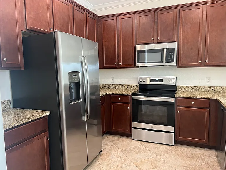 20417 Lagente Cir — Photo 9