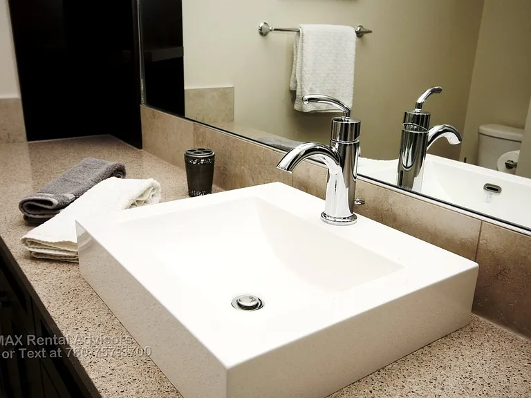 211 13th Ave SE #2905 — Photo 19