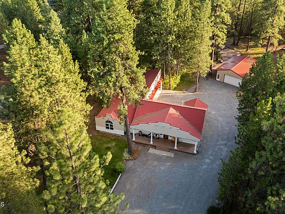 2nd image of 470 Diamond Heights Rd