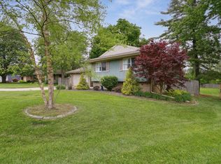 416 Dorchester Dr, Mahomet, IL