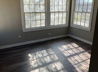 710 W Nacogdoches St APT 8, New Braunfels, TX 78130