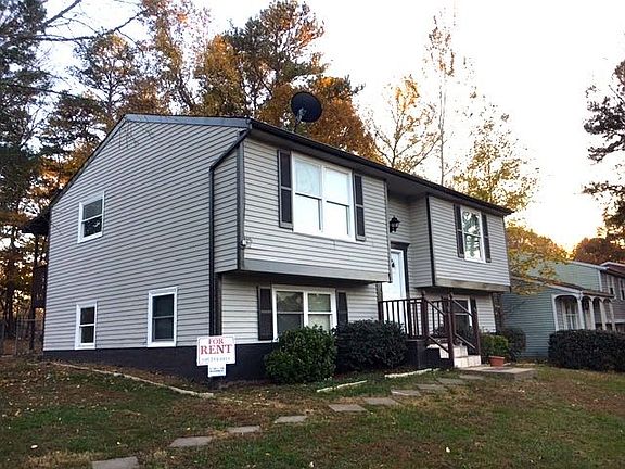 2nd image of 3232 Winchelsea Dr