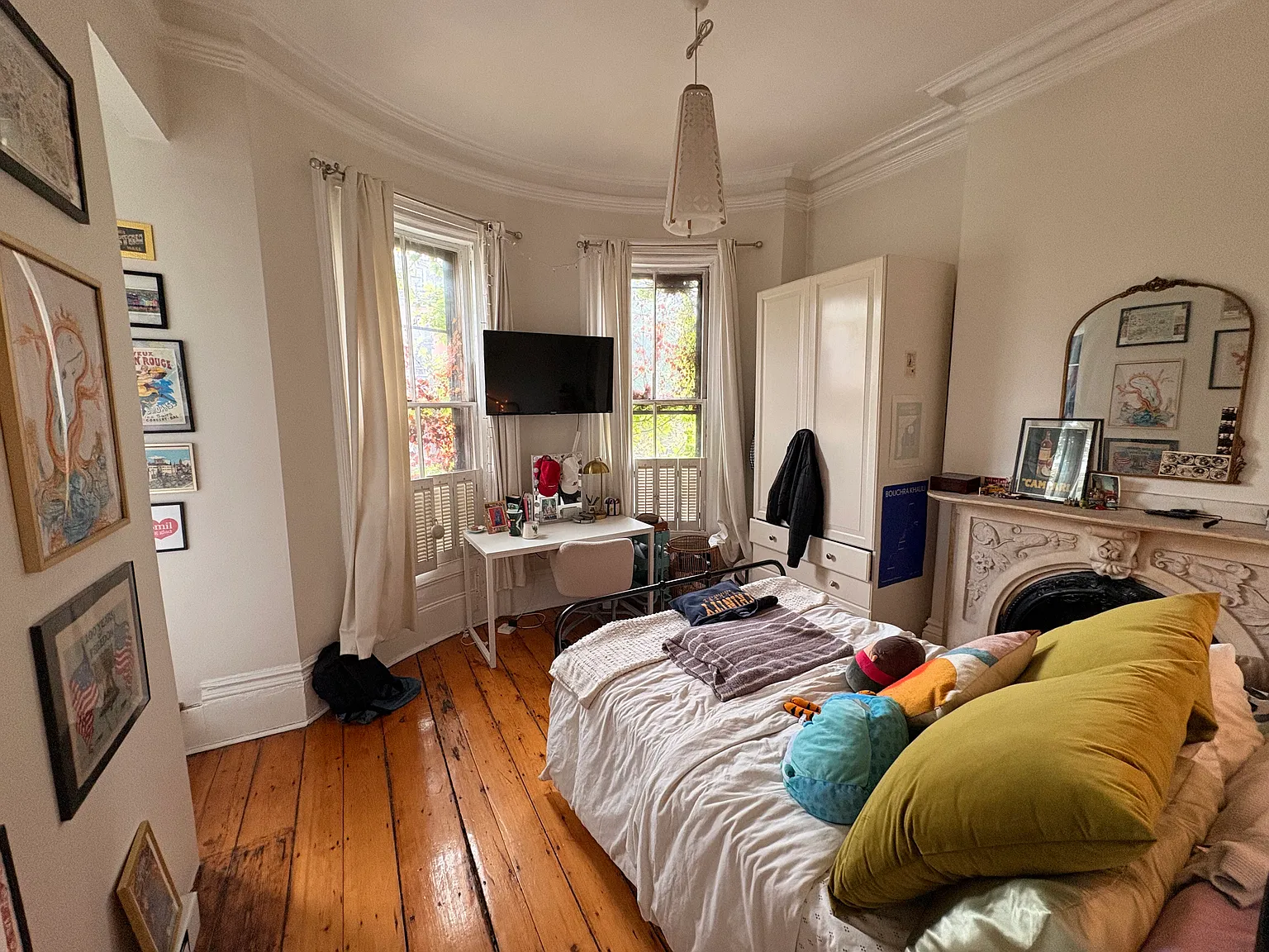 2 bed, 700 sqft, $3,500 — Photo 3