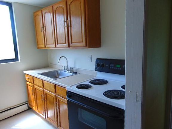 5th image of 4041 Baychester Ave #2R