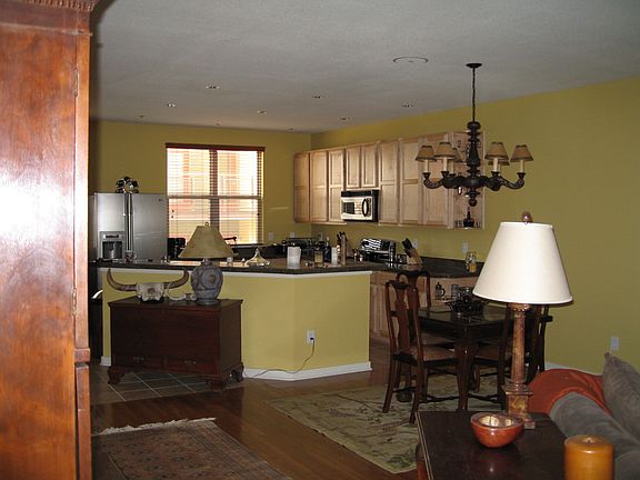 4th image of 4529 Madison Ave #A1