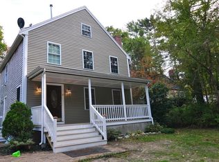 63 Willow St, Plymouth, MA 02360