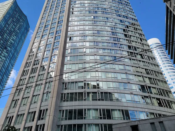 210 Victoria St #2307, Toronto, ON M5B 2R3