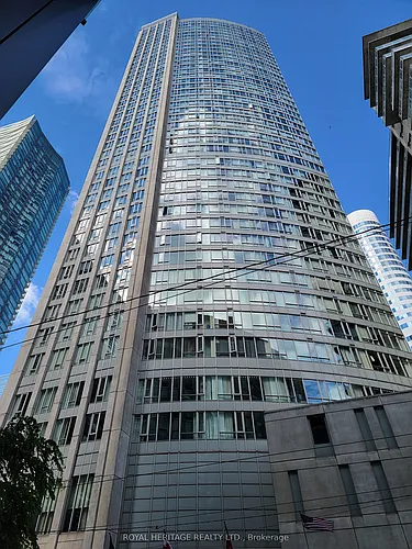 210 Victoria St Photo 1