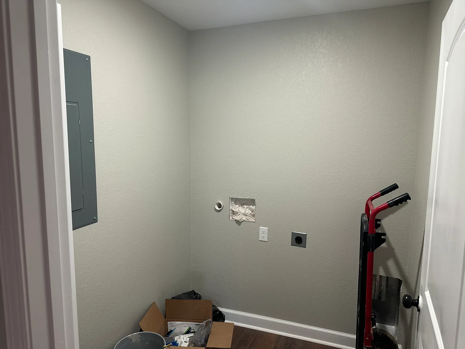 3 bed, 12500 sqft, $1,474 — Photo 4