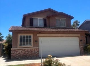 15563 Aerostar Ct, Fontana, CA 92336