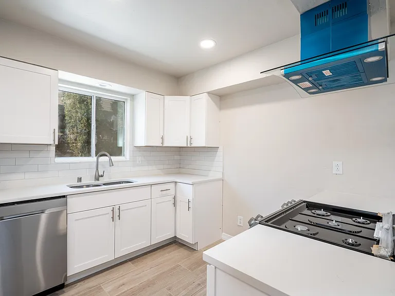 4010 Bancroft Dr #1 — Photo 21