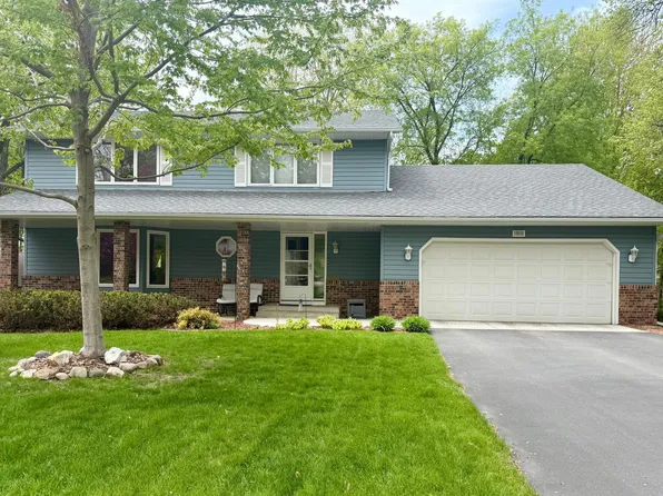 15112 Chestnut Cir, Burnsville, MN 55306