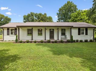 414 Hilltop Dr, Columbia, TN 38401