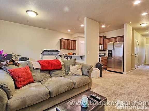 4th image of 7309 NE 56th St