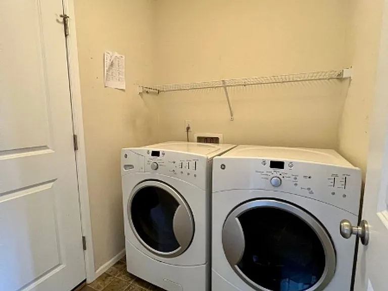 2403 Ridge Gate Ln SW — Photo 11