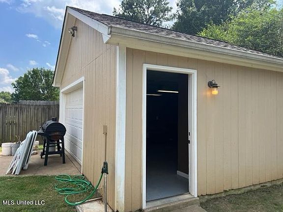 5th image of 8507 Cedarbrush Dr