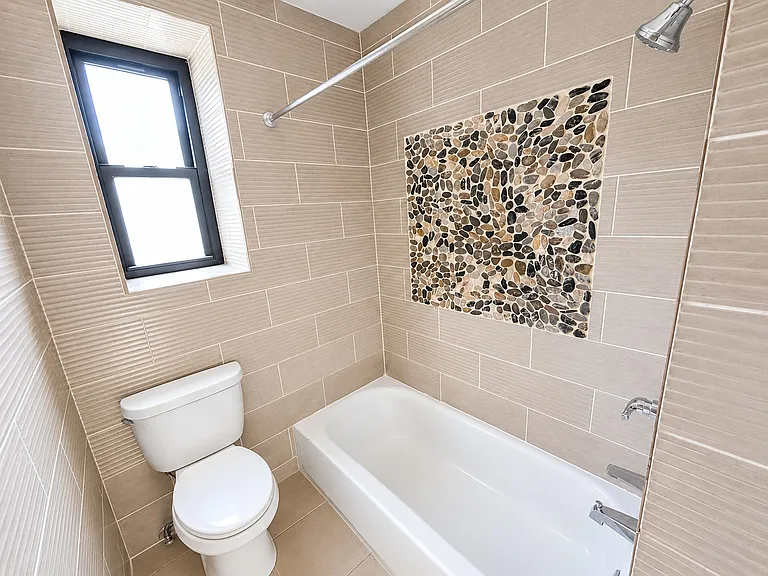 74 Lenox Ave — Photo 5