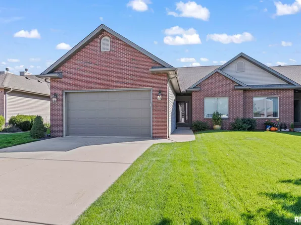 4408 Castle Pines Dr, Springfield, IL 62711