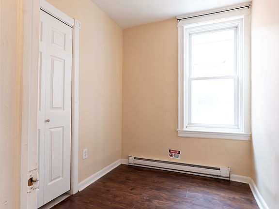 5th image of 1120 S 52nd St #B