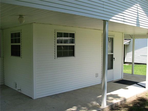 3rd image of 514 N 4th St