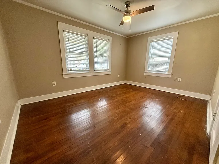 835 Iris St — Photo 12