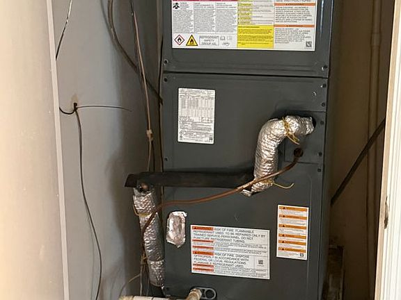 3rd image of 4429 Reading Ln APT 1