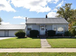 831 Union St, Hartford, WI 53027