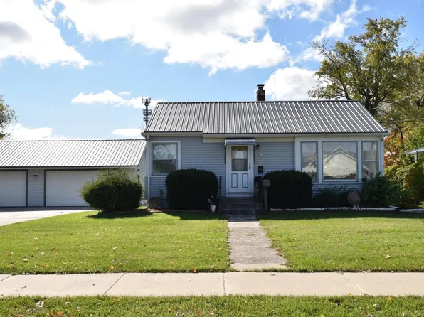 831 Union STREET, Hartford, WI 53027