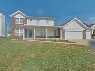 1860 Chateau Du Mont Dr, Florissant, MO