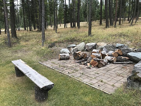 5th image of 24 Shelter Meadow Ct