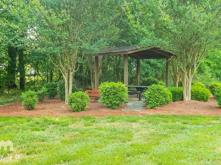 2066 Chapel Creek Rd SW — Photo 21